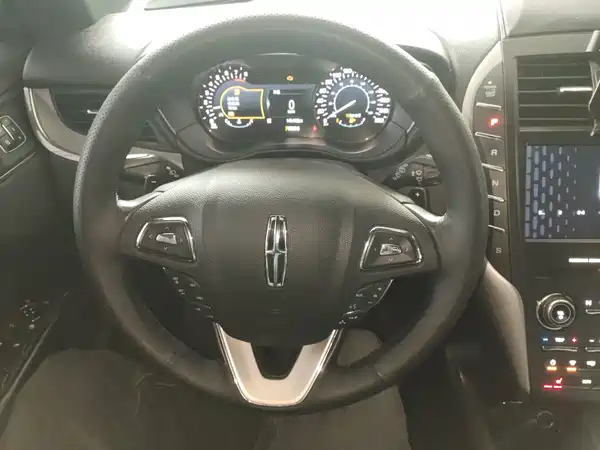 Lincoln MKC 2017