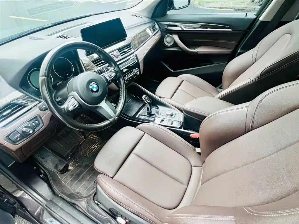 BMW X1 2022 — фото 14