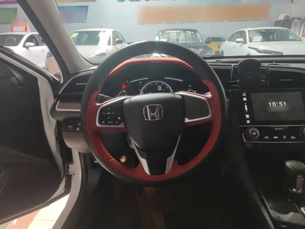 Honda Civic 2021 — фото 11