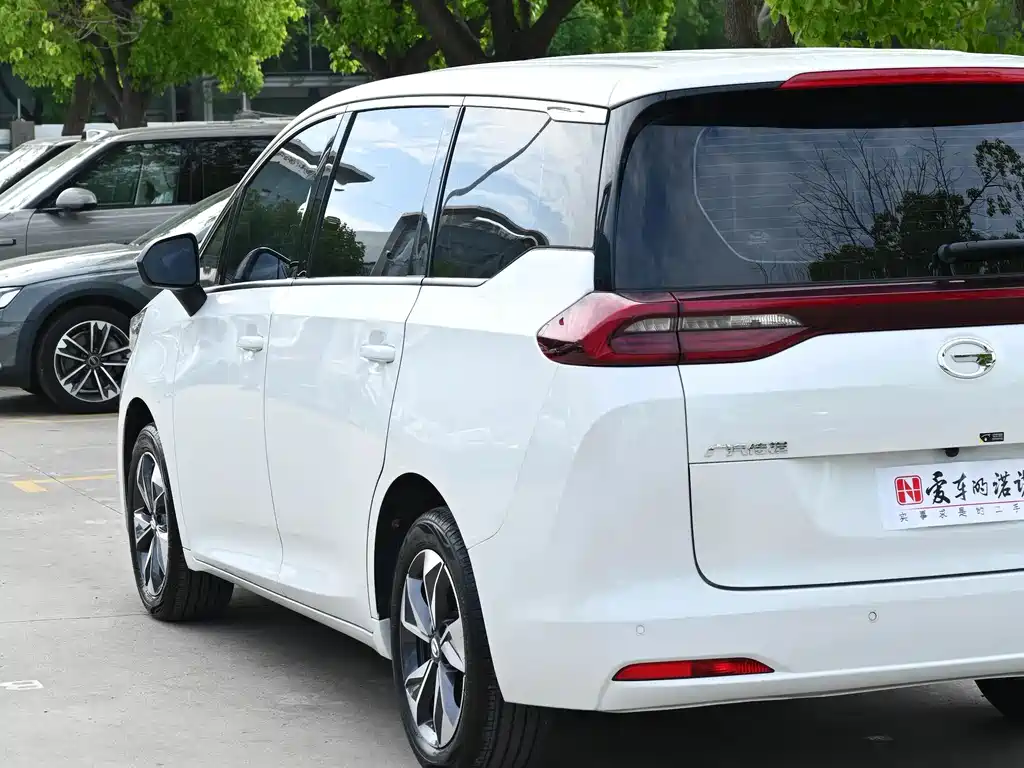 GAC Motor Trumpchi M6 2023 — фото 10