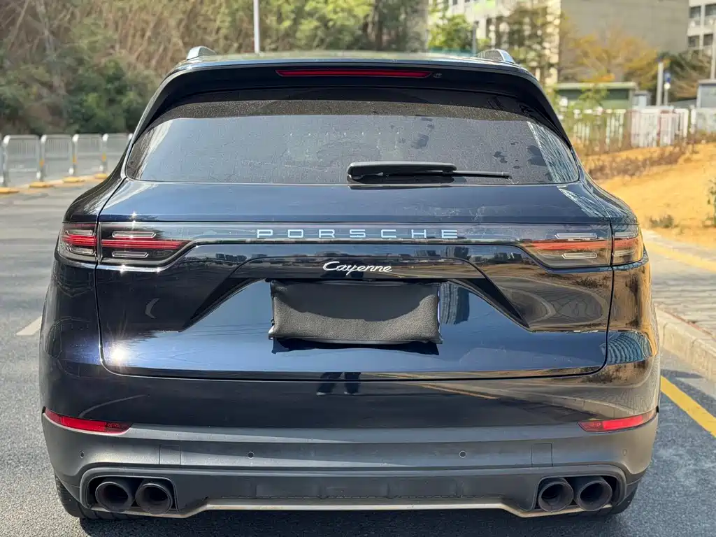 Porsche Cayenne 2018 — фото 10