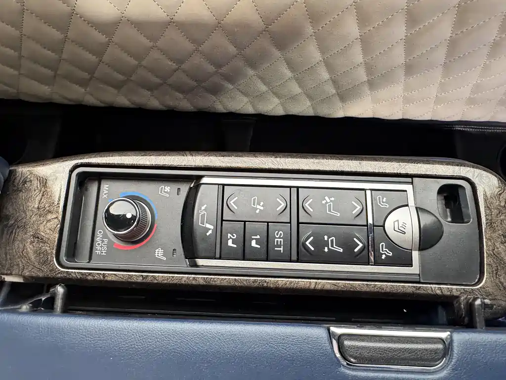 Mercedes-Benz Vito 2021 — фото 14