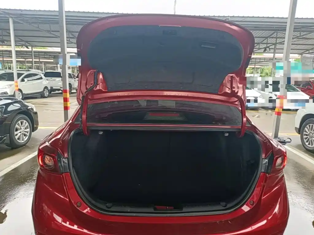 Mazda 3 Axela 2015 — фото 19