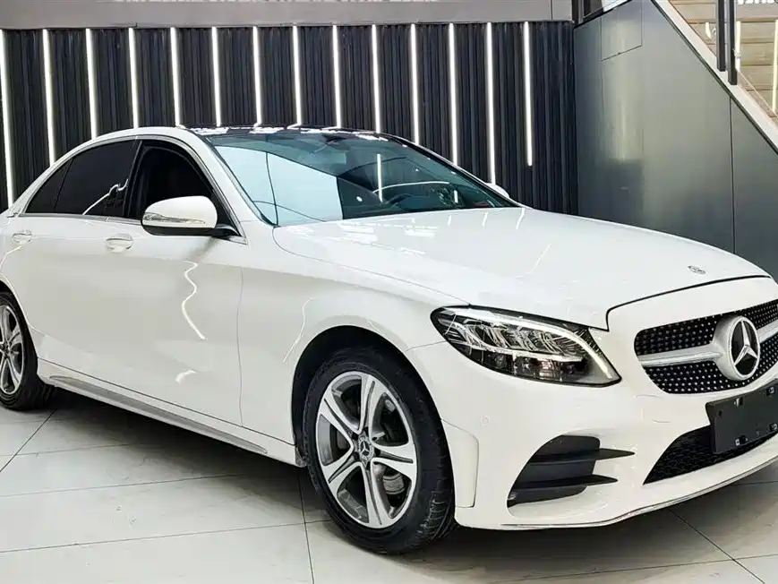 Mercedes-Benz C-Class 2018