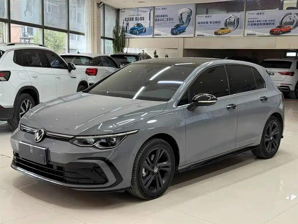 Volkswagen Golf 2023