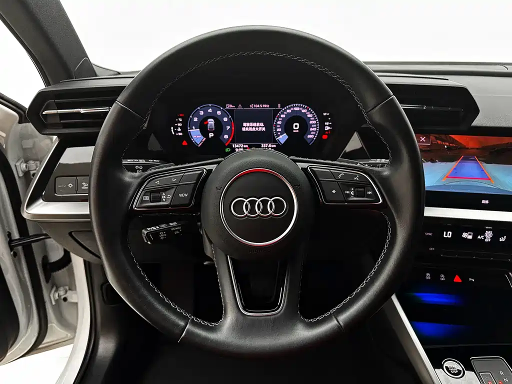 Audi A3 2023 — фото 20