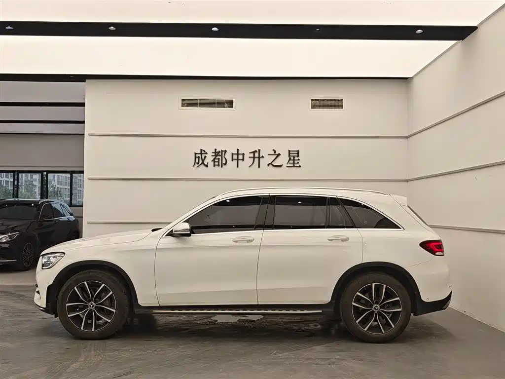 Mercedes-Benz GLC 2023 — фото 4