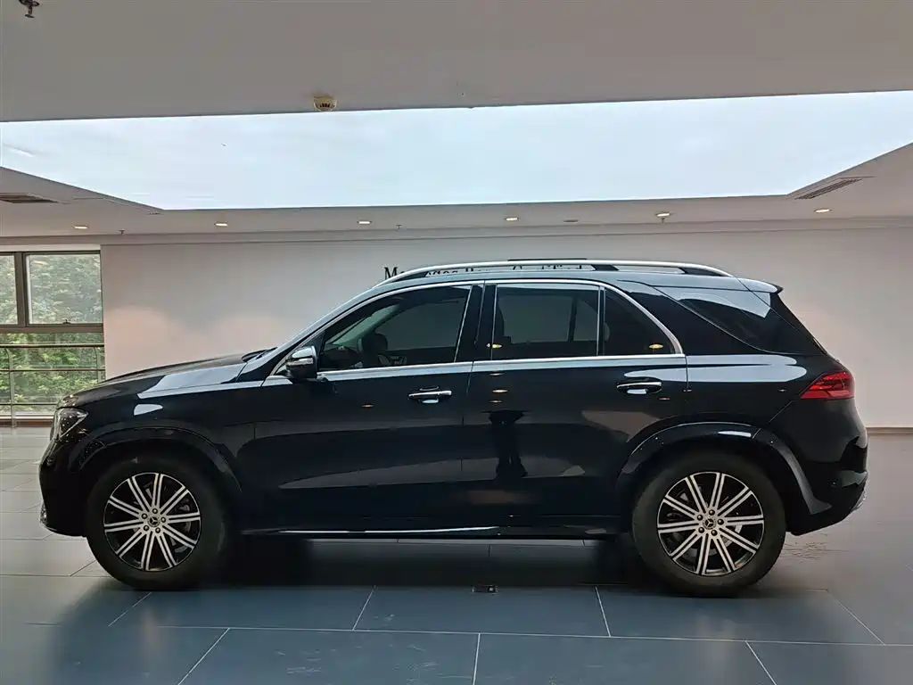 Mercedes-Benz GLE 2025 — фото 7