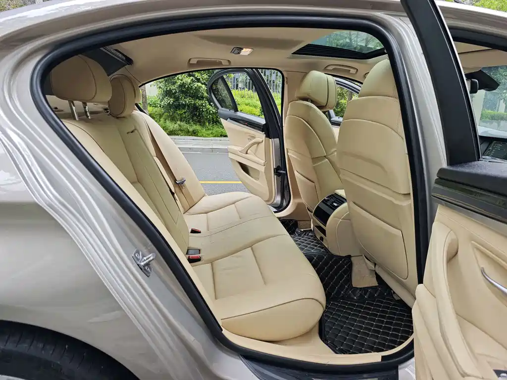 BMW 5 Series 2013 — фото 14