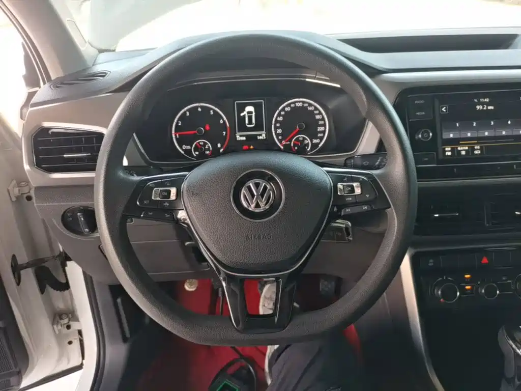 Volkswagen T-Cross 2019 — фото 11