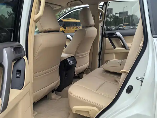 Toyota Prado 2014
