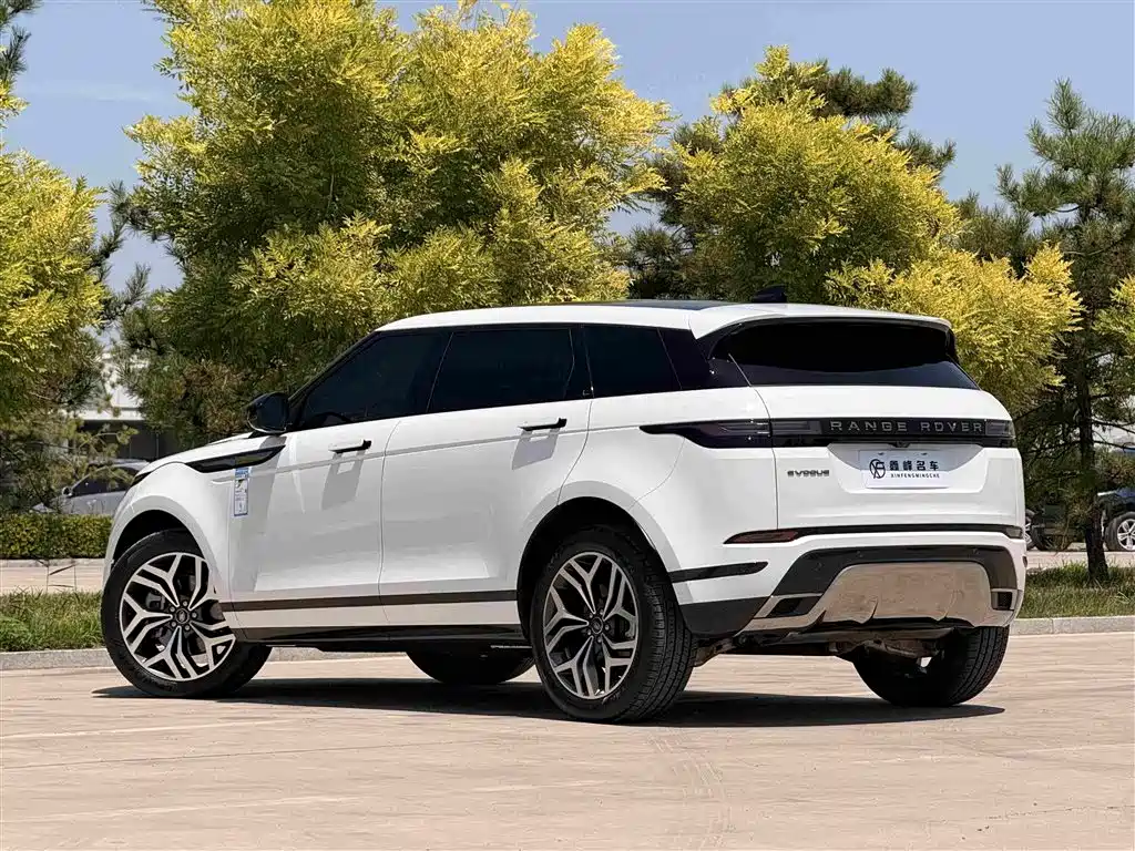 Land Rover Evoque 2024 — фото 24