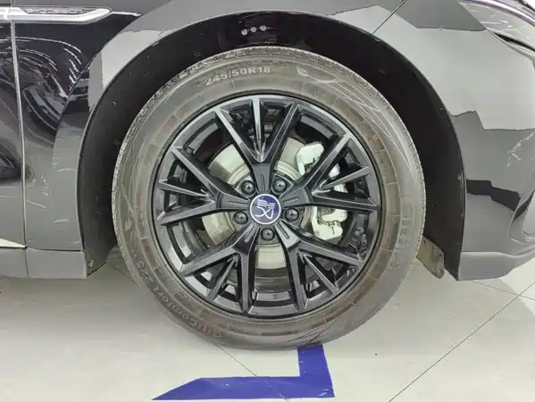 BYD Han 2024
