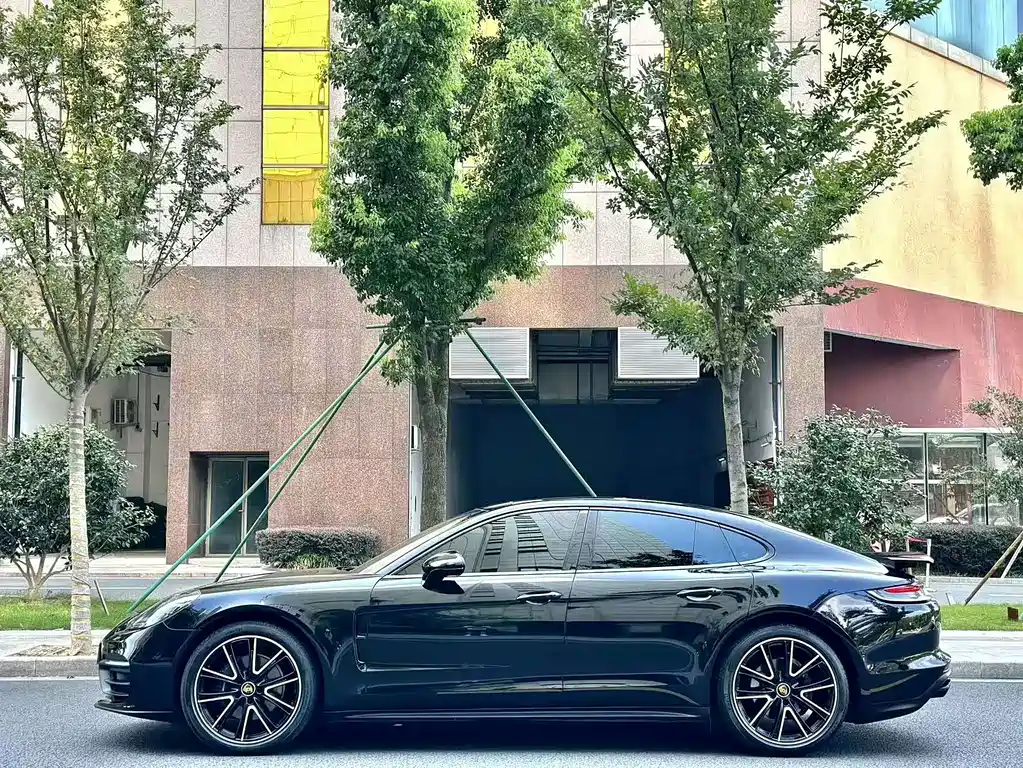 Porsche Panamera 2021 — фото 4