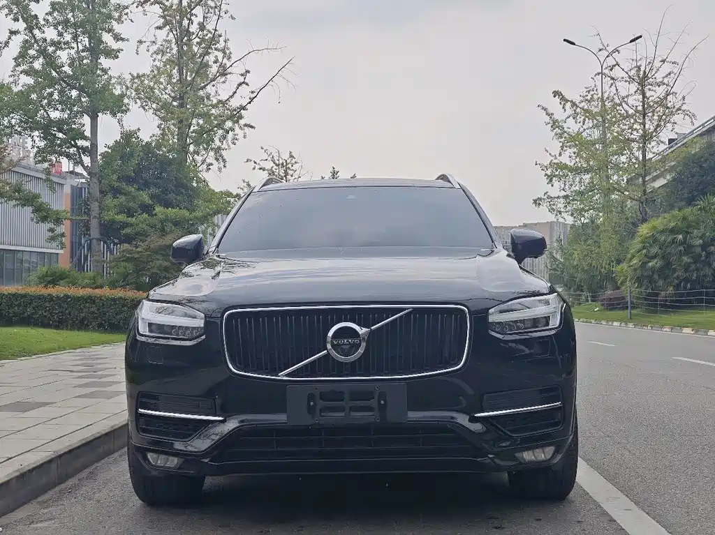 Volvo XC90 2017 — фото 2