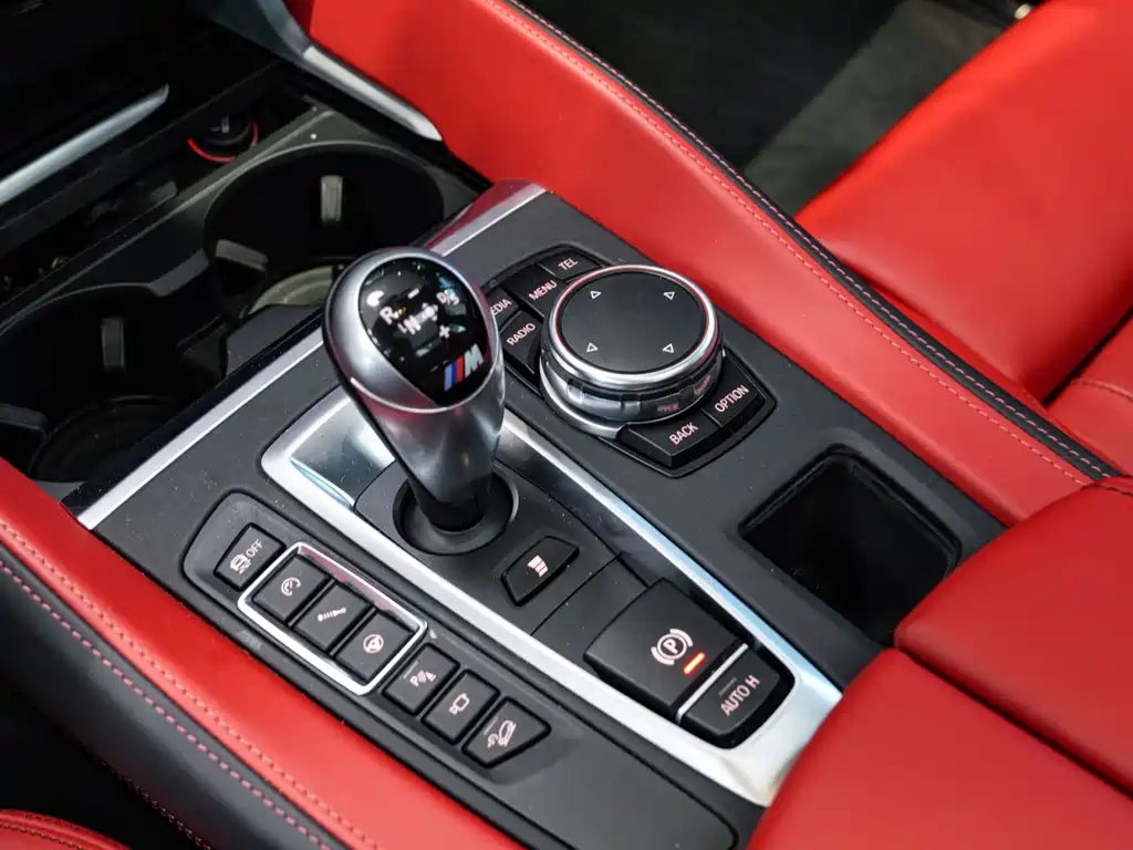 BMW X5 M 2017 — фото 13