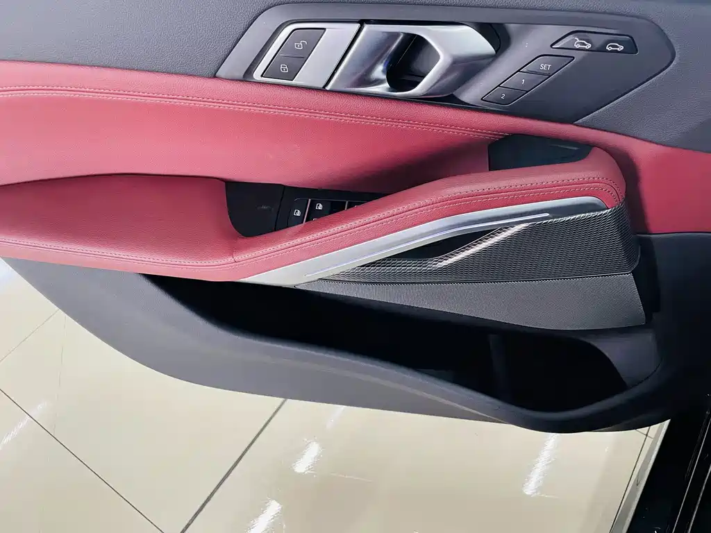BMW X6 2023 — фото 17
