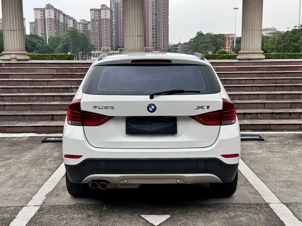 BMW X1 2016 — фото 10