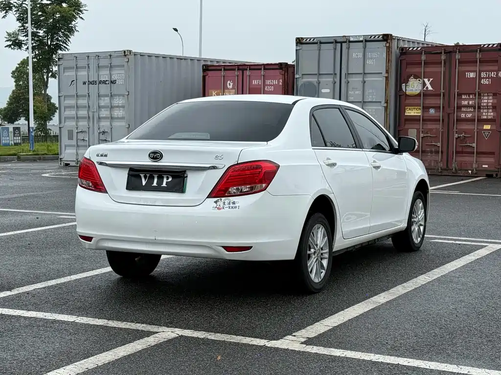BYD e5 2019