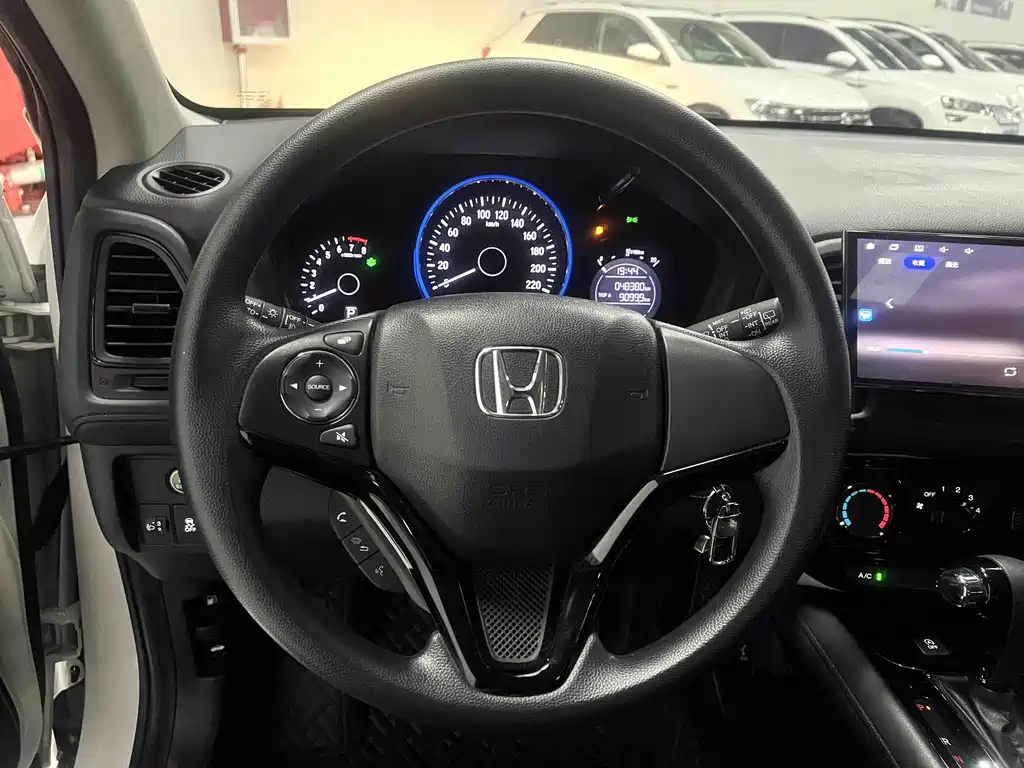 Honda Vezel 2022 — фото 8