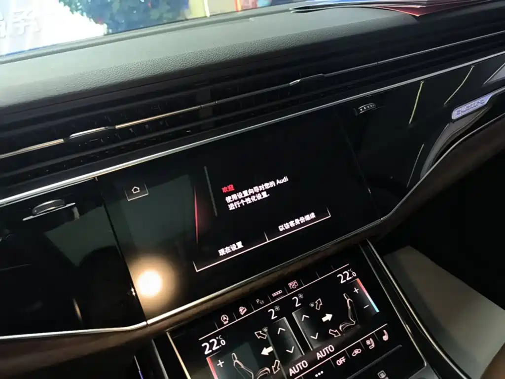 Audi Q7 2021 — фото 13