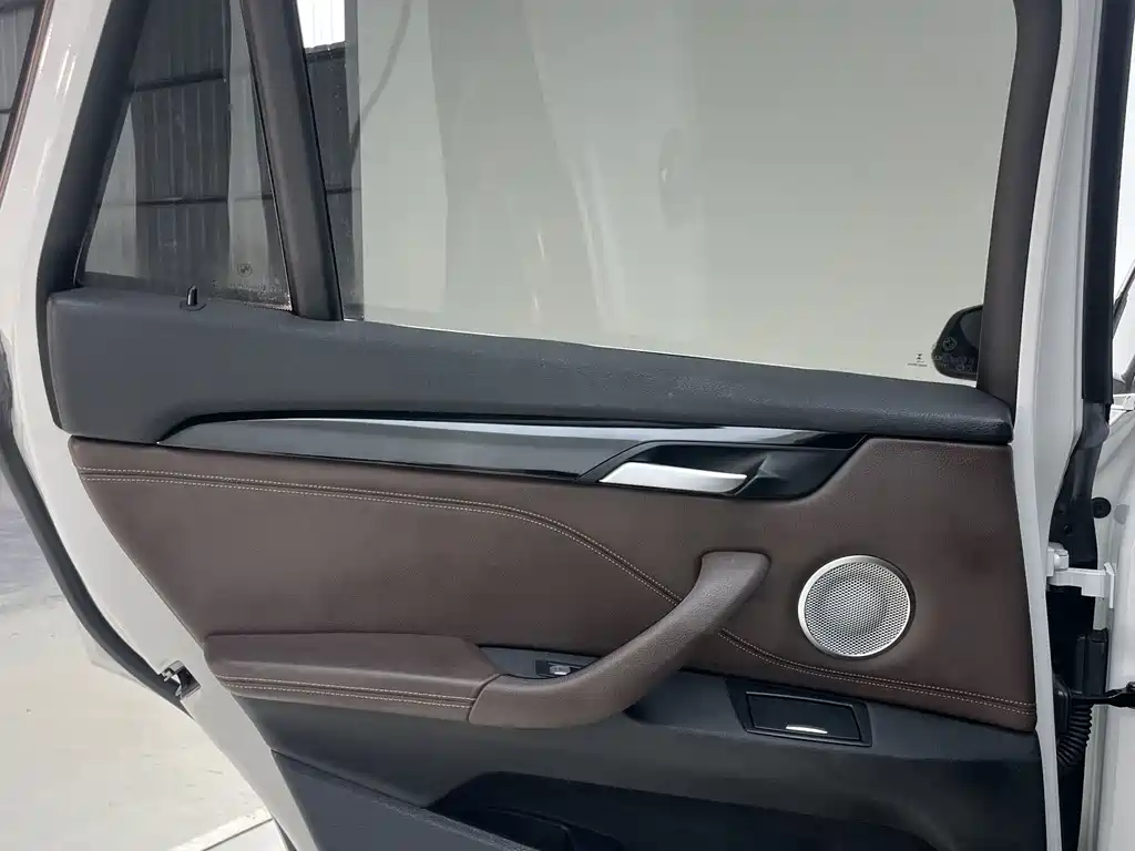 BMW X1 2023 — фото 14