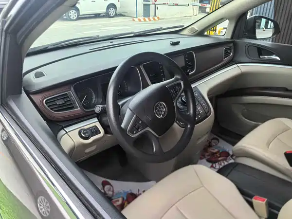 Buick GL8 2014