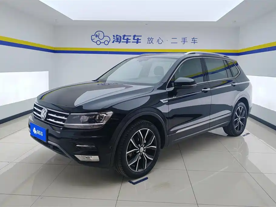 Volkswagen Tiguan L 2019 — фото 1