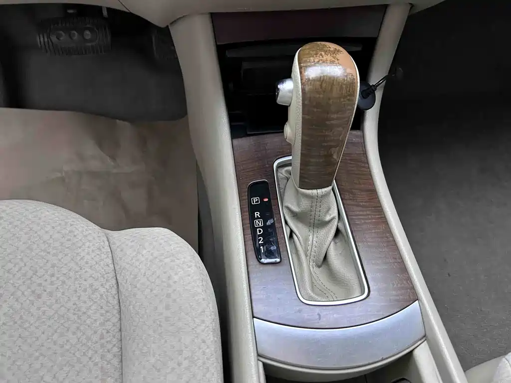 Nissan Sylphy 2012 — фото 4
