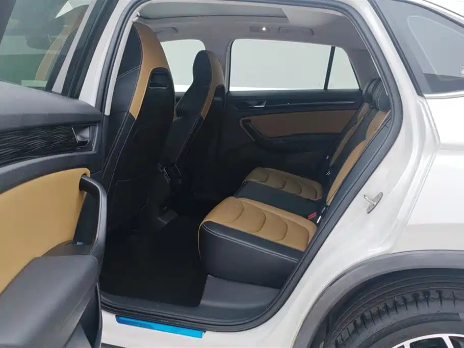 Skoda Kodiaq GT 2020 — фото 11