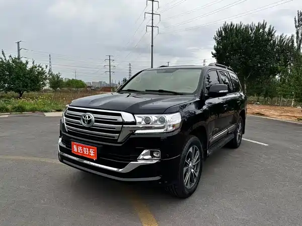 Toyota Land Cruiser 2014