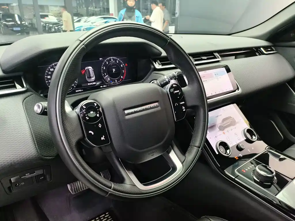 Land Rover Range Rover Velar 2019 — фото 12