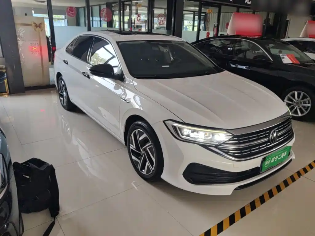 Volkswagen Sagitar 2022