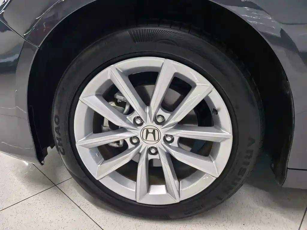 Honda Accord 2023 — фото 15