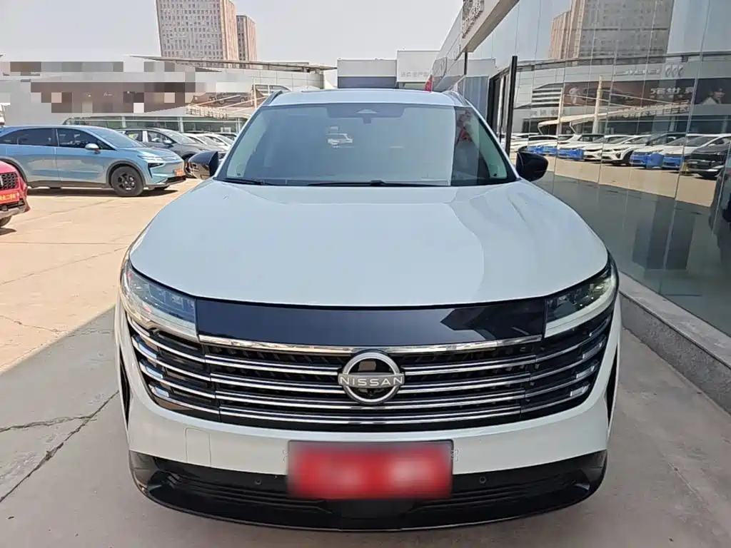 Nissan Teramont 2024