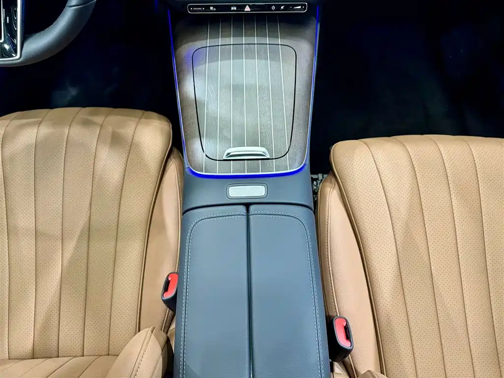 Mercedes-Benz E-Class 2026 — фото 28