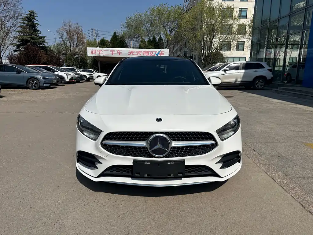 Mercedes-Benz A-Class 2020 — фото 2