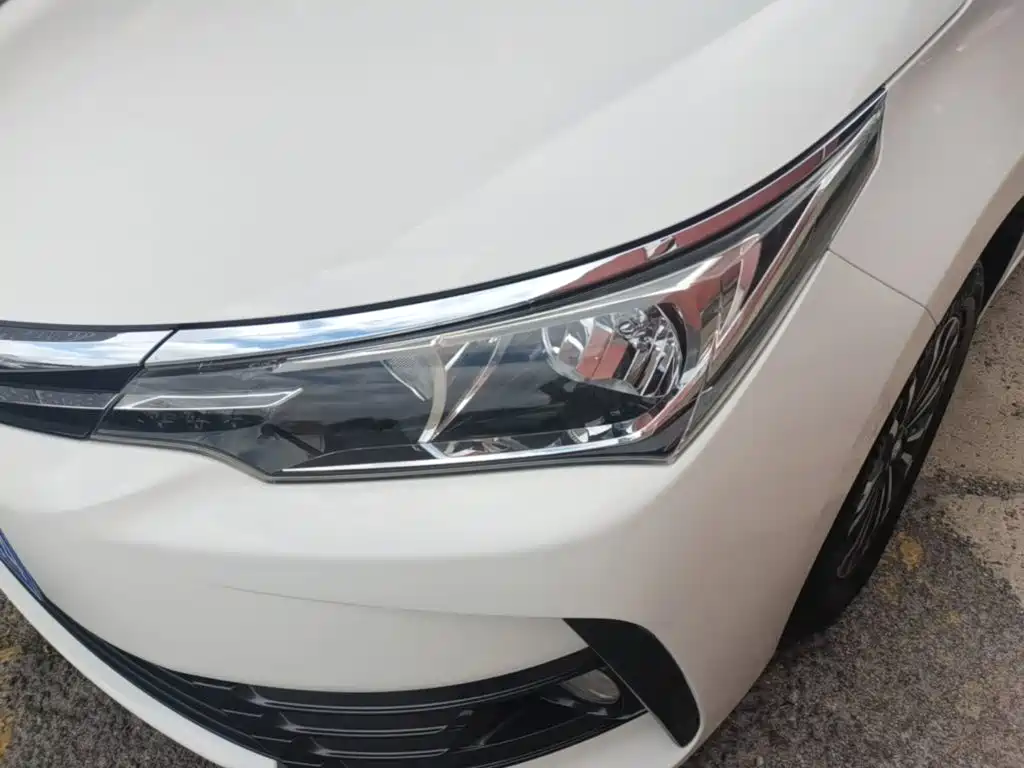 Toyota Corolla 2019 — фото 24