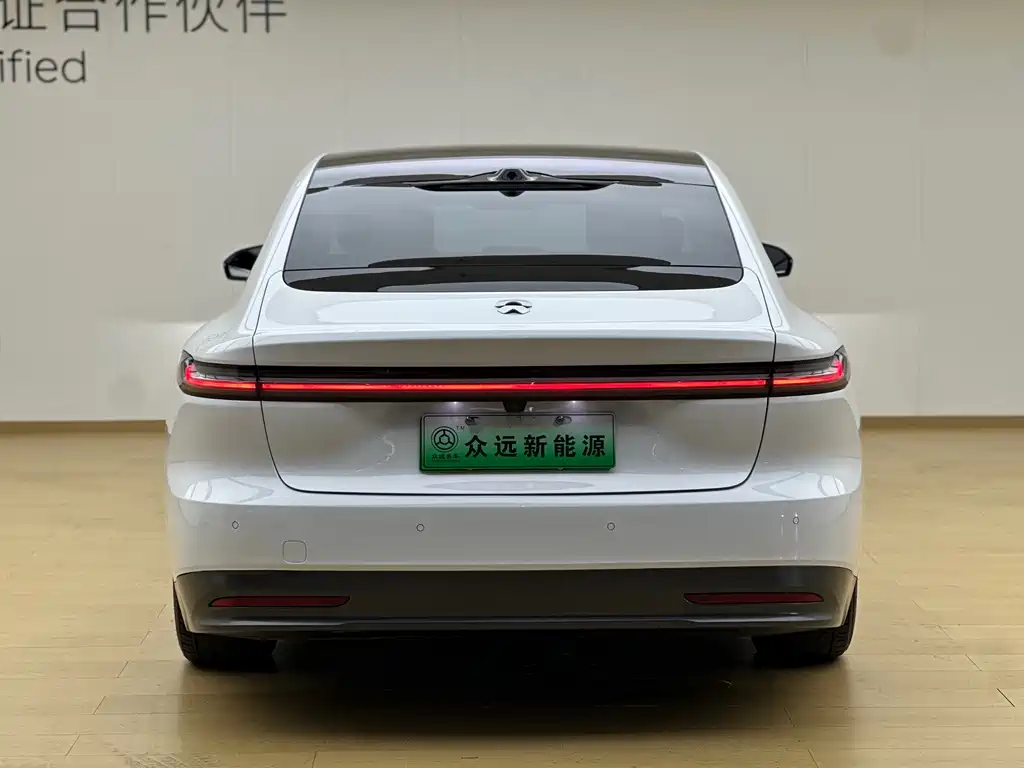 NIO ET7 2024