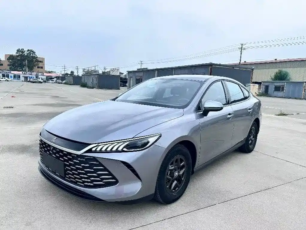 BYD Qin PLUS 2025 — фото 1