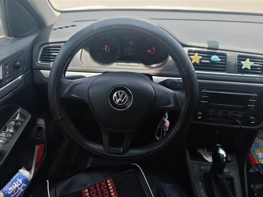 Volkswagen Lavida 2015 — фото 15