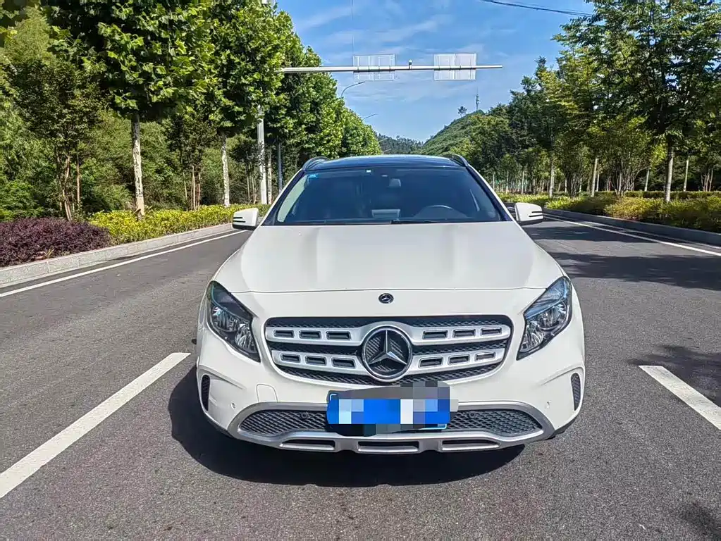 Mercedes-Benz GLA 2017 — фото 2