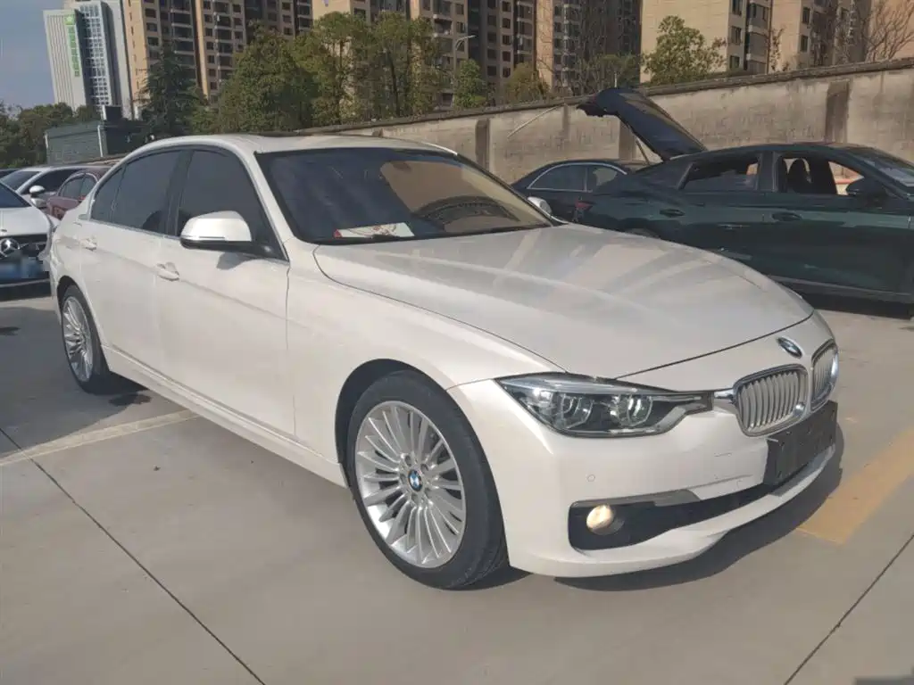 BMW 3 Series 2018 — фото 4