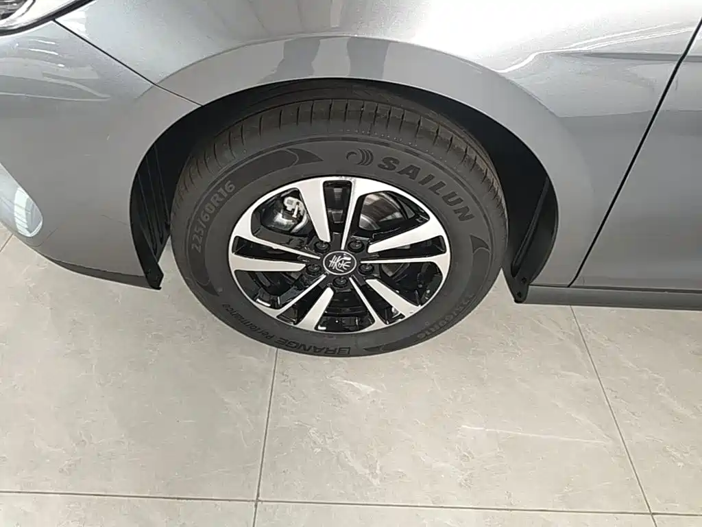 BYD Qin PLUS 2026 — фото 23