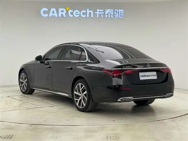 Mercedes-Benz E-Class 2024