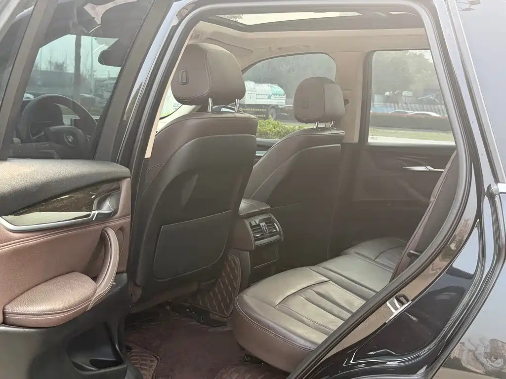 BMW X5 2014 — фото 10