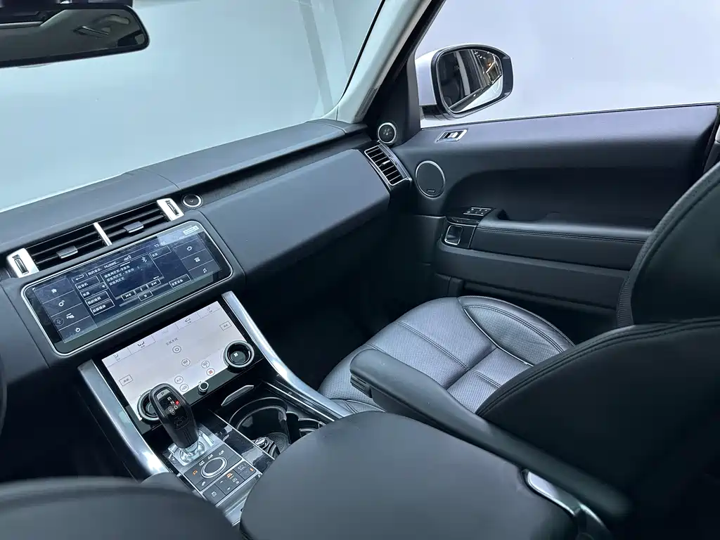Land Rover Range Rover Sport 2016 — фото 10