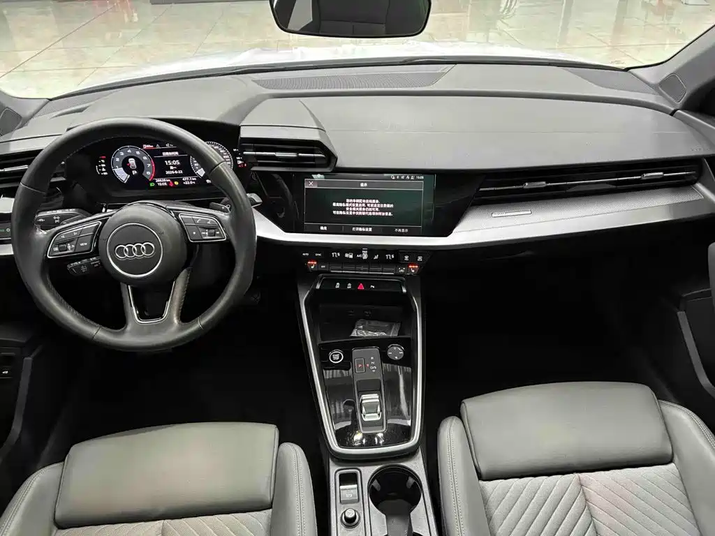 Audi A3 2022 — фото 2