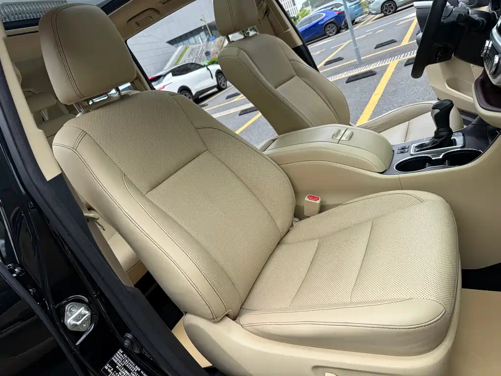 Toyota Highlander 2018 — фото 10