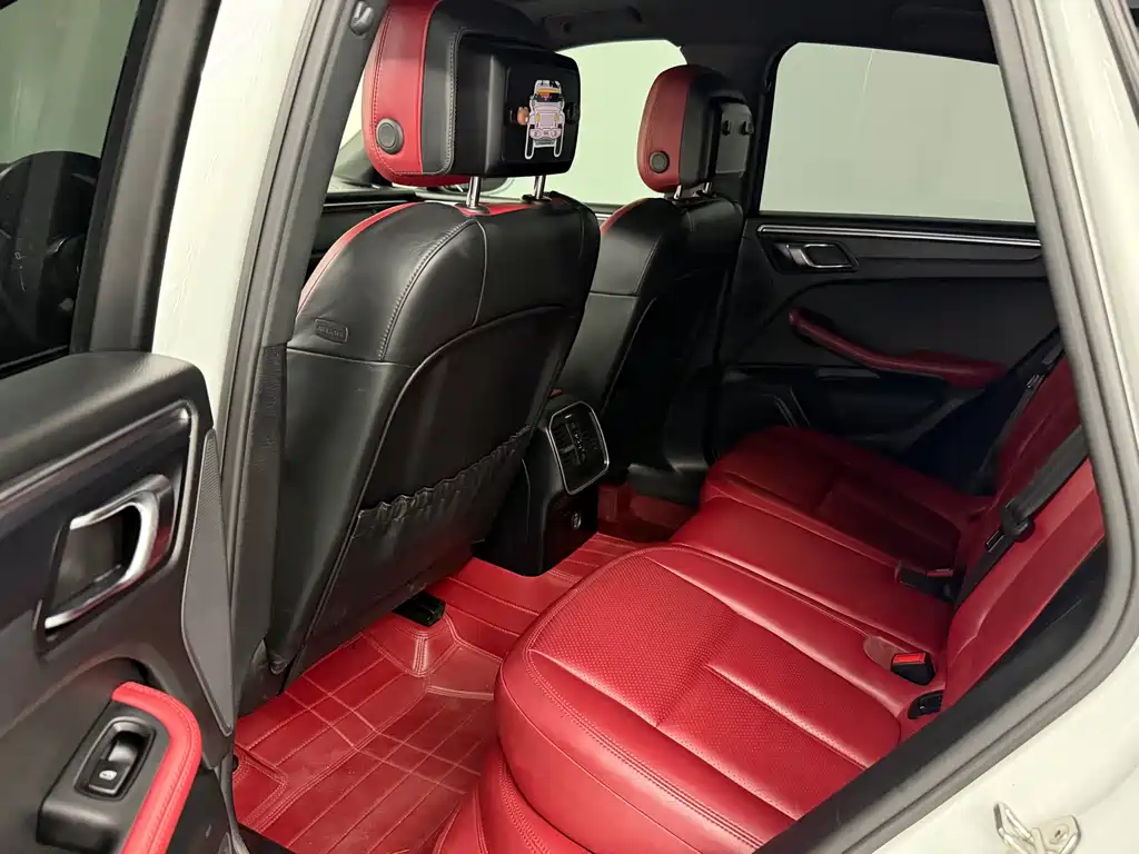 Porsche Macan 2019 — фото 6